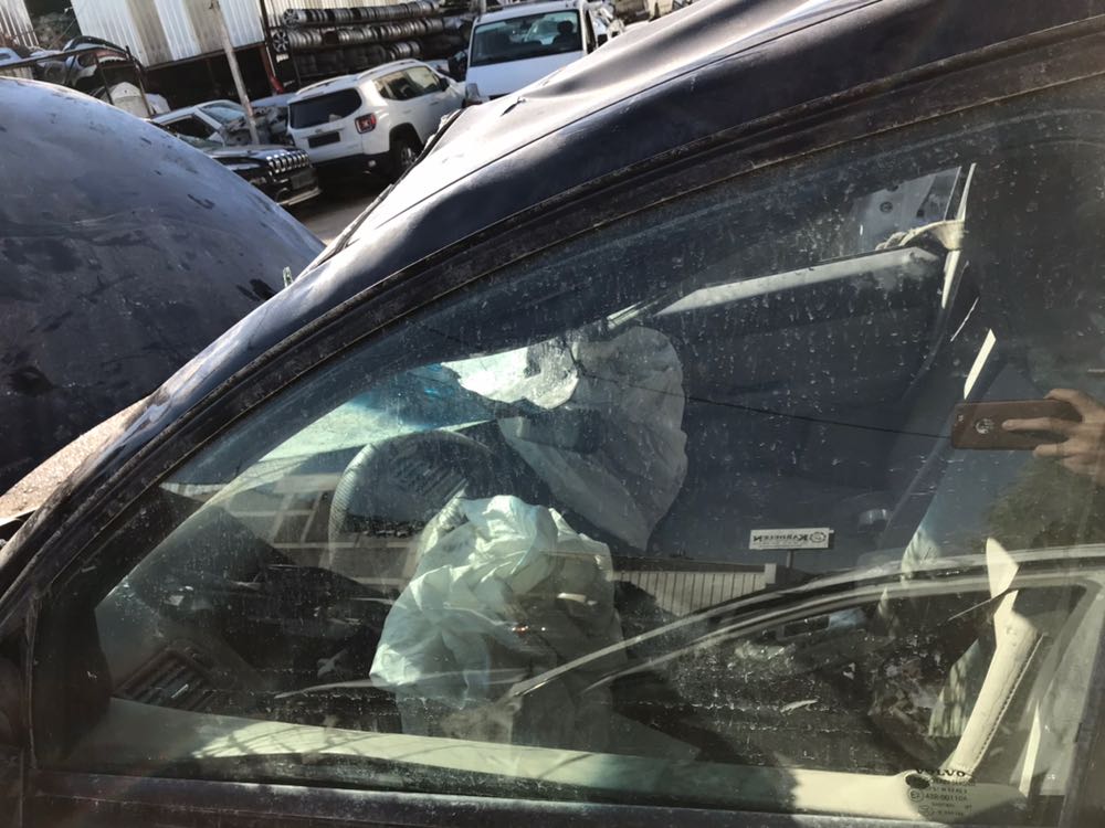 2009 MODEL VOLVO S40 ÇIKMA KAPI CAMI